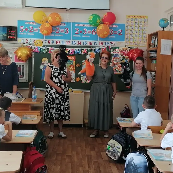 «Куклы в гости к малышам»