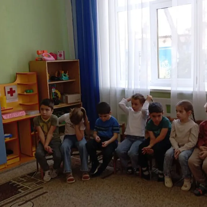 «До чего же хороши вежливые малыши»