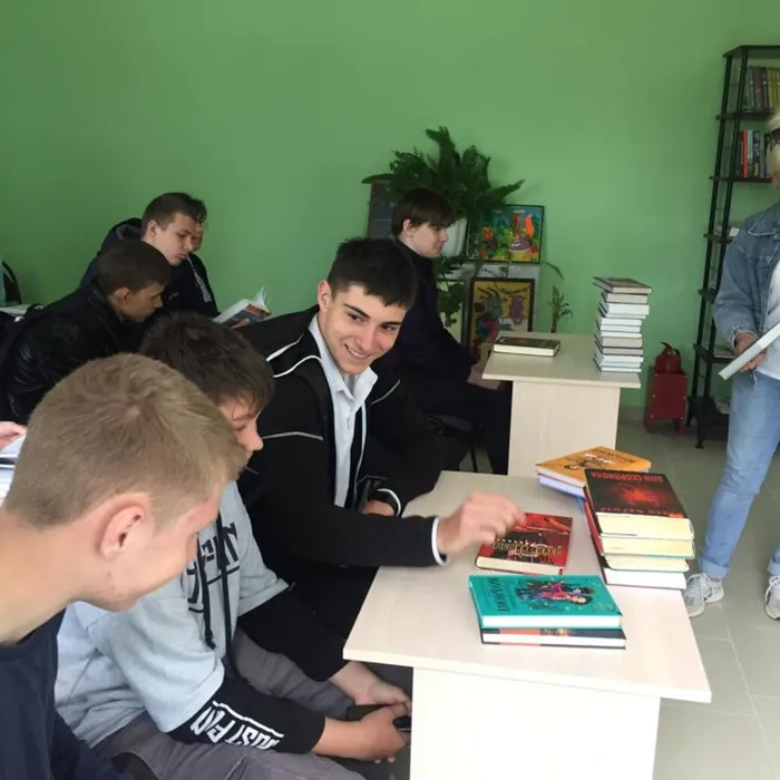 «Молодежь в литературном лабиринте»