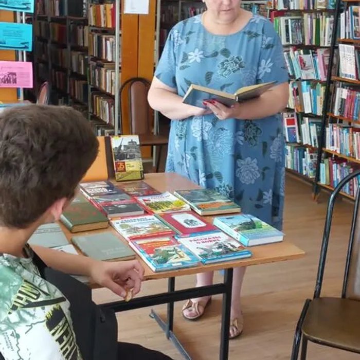 «В книжной памяти мгновения войны»