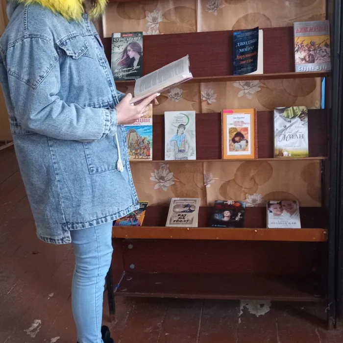 «Молодежь читает и советует»