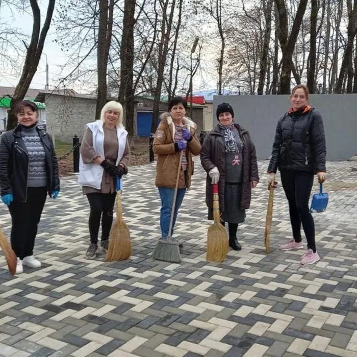 «Чистота скверам»