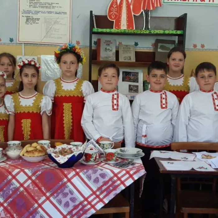 «Народным традициям жить и крепнуть»