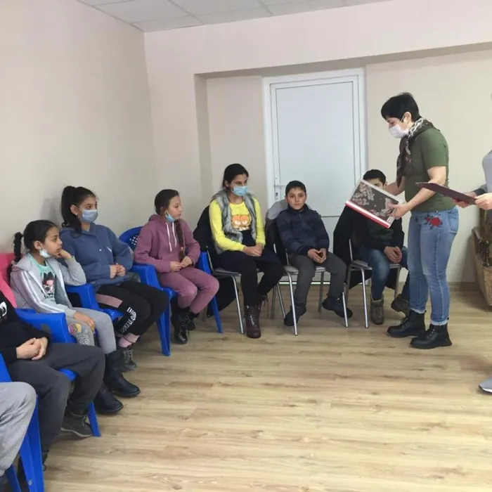 «Помнит мир спасенный»